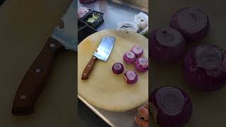 Cutting Onions