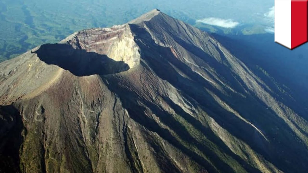 Gunung Agung: status Gunung Agung diturunkan dari level ‘Awas’ ke level