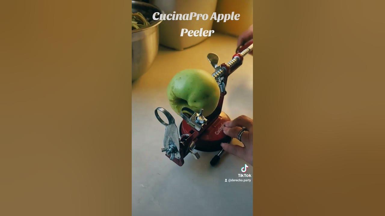 CucinaPro Apple Peeler & Corer - White