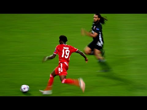 Alphonso Davies Crazy Speed Show