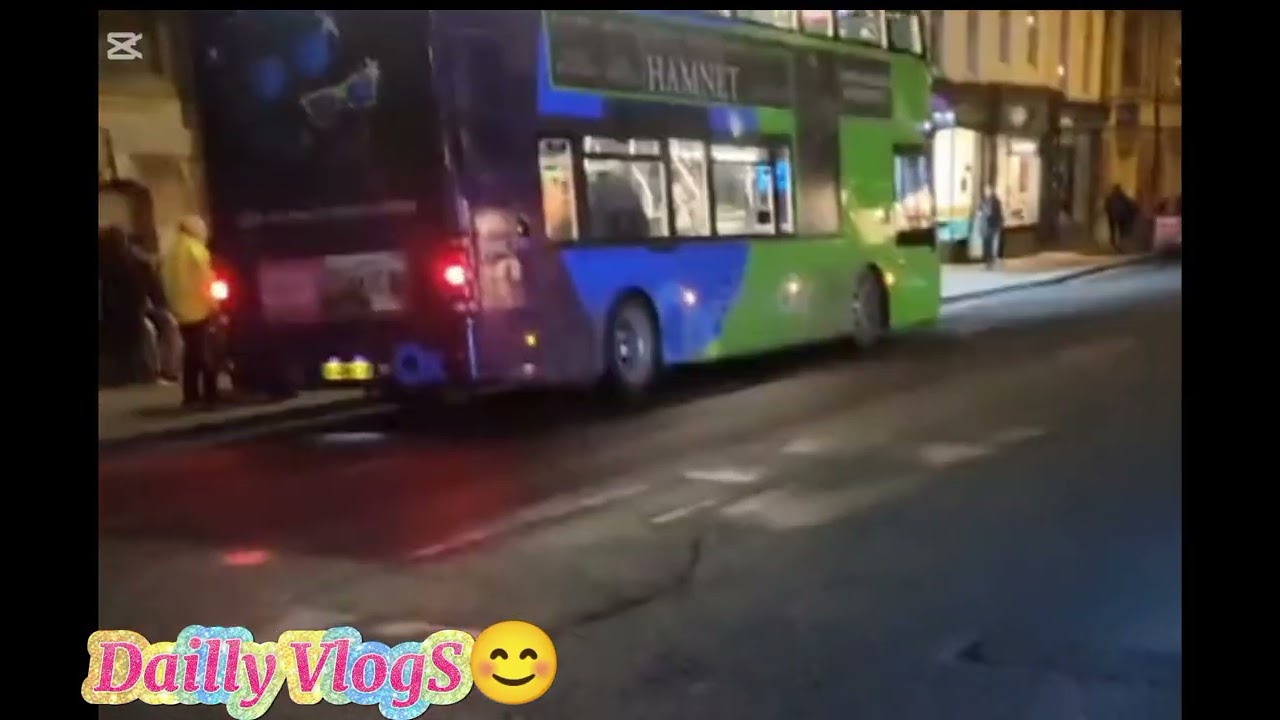 United kingdom university of Imran Khan leader of Pakistan 🇵🇰🇵🇰🇵🇰 zindabad 