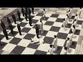 Человеческие шахматы в реальной жизни с людьми вместо фигур вы либо победили либо проиграли жизнь