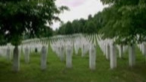 Srebrenica survivors hope for justice in Mladic verdict