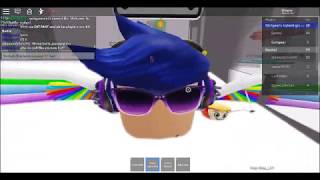 the Kit Battle experience. (ROBLOX Kit Battle! Gameplay #1!)