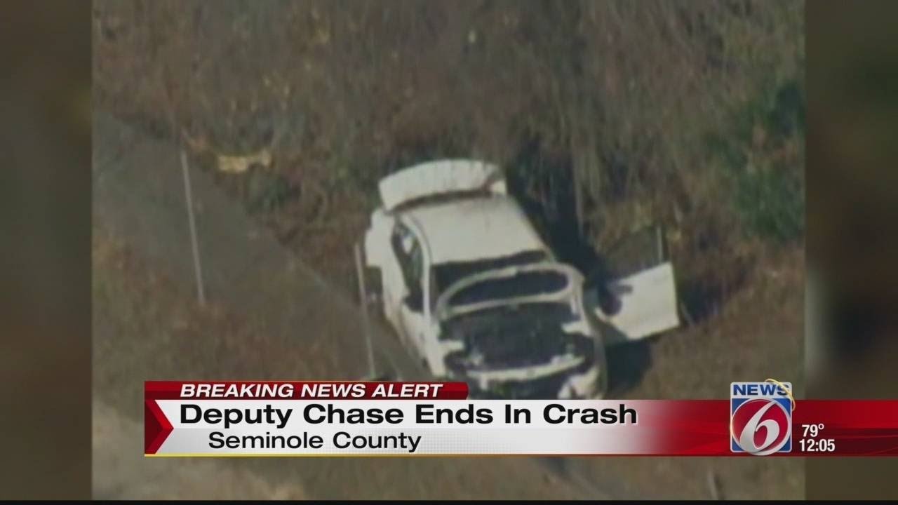 Deputy chase ends in crash - YouTube