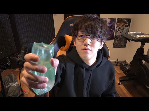 『絶対につかめない謎の物体』を掴んでしまったんだがｗｗｗ