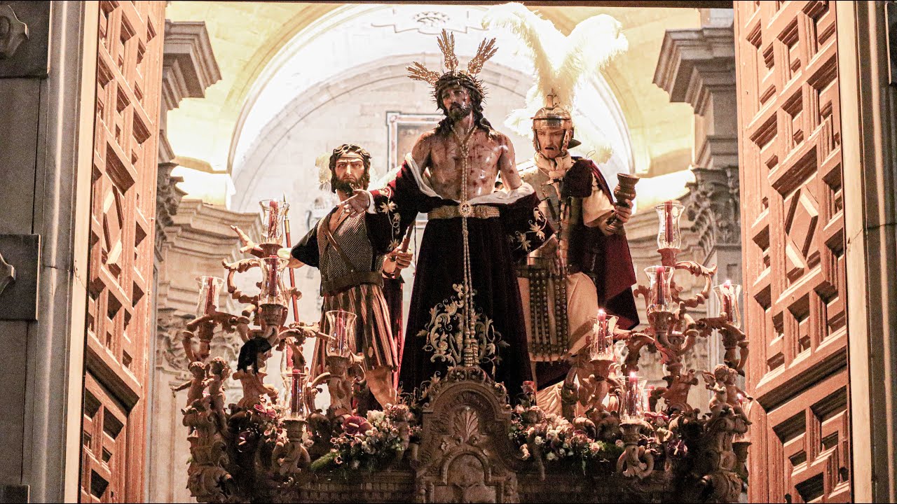 ▶ Entrada de JESÚS DESPOJADO de sus Vestiduras de Salamanca. Domingo de Ramos 2022