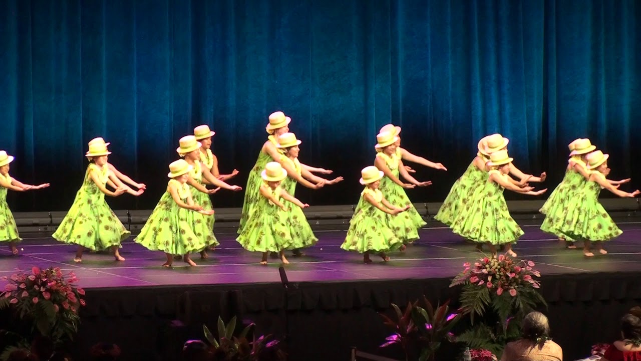 Hālau Hula 'O Nāpunaheleonāpua ('Auana)  2019 Queen Lili'uokalani Keiki Hula Competition