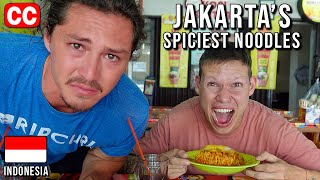 FOREIGNERS try MIE ABANG ADEK 100 CABE 🌶