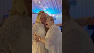 Bride surprises grandma with special dance in her 60-year-old wedding dress 🥹❤️