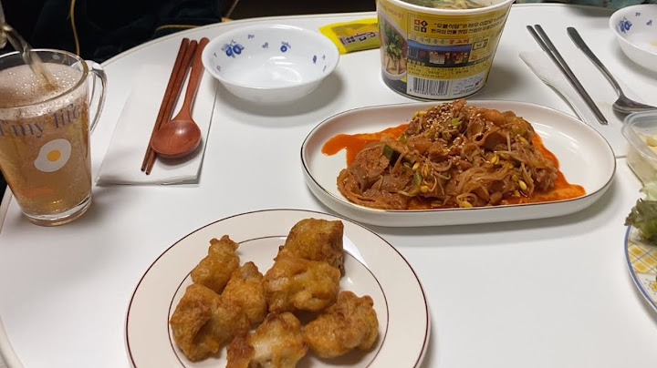 집순이 요리 브이로그, 콩나물 불고기, 참치김밥, 우불식당 우동, 엽떡, 시저치킨랩, 콘치즈 스프