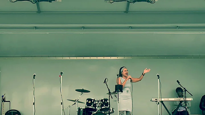 The Clark Sisters A Praying Spirit: by Syreeda Biv...