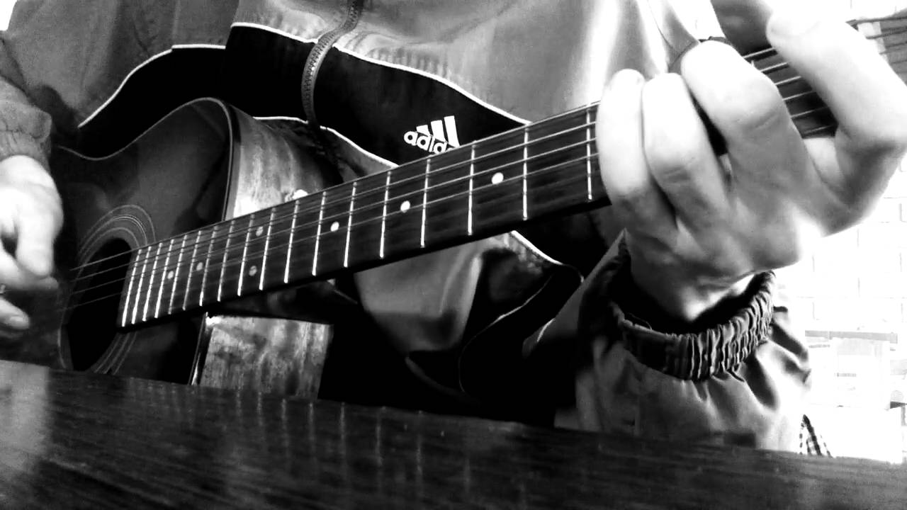 Бутырка на гитаре. Дворовая гитара. Картинки дворовые песни под гитару. Блатняк под гитару.