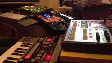 MonoPhat- Live.. Jamming with Korg -Monotribe & Electribe