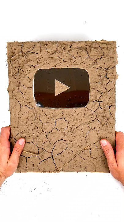 Cleaning The DIRTIEST YouTube Play Button Ever!