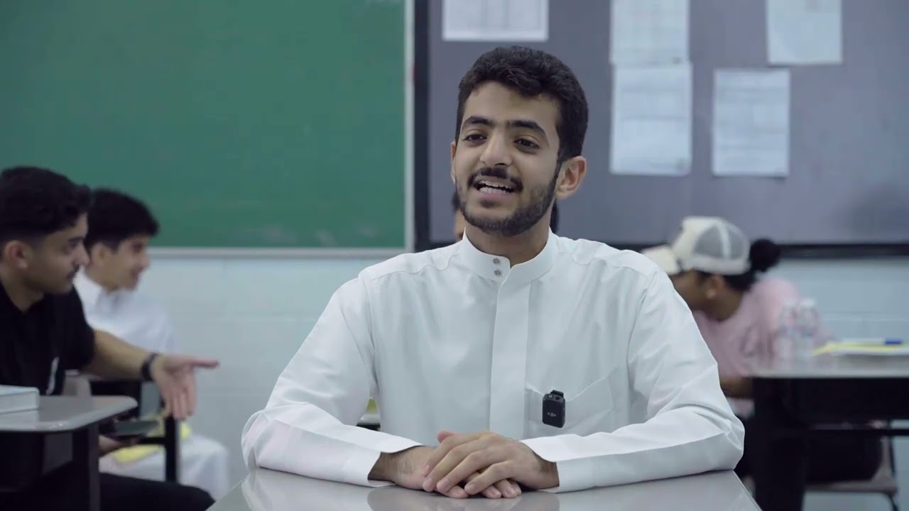 طلاب المرحلة الثانوية دبلوم في مدارس رياض نجد - 2024