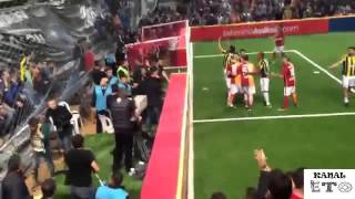 Hasan Şaş Fenerbahçeli Taraftarla Kavga anı 4 büyükler turnuvası tv8