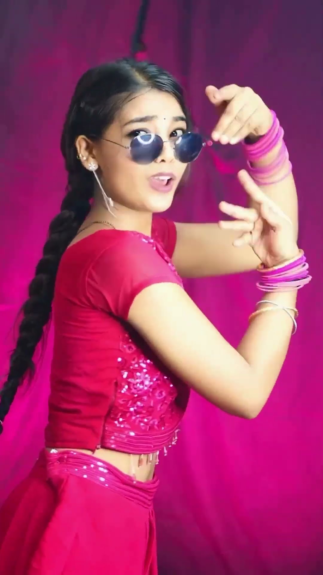 Sugga Color Lugga | Manisha Sharma | #shorts #shortsvideo | #youtubeshorts | #shortfeed