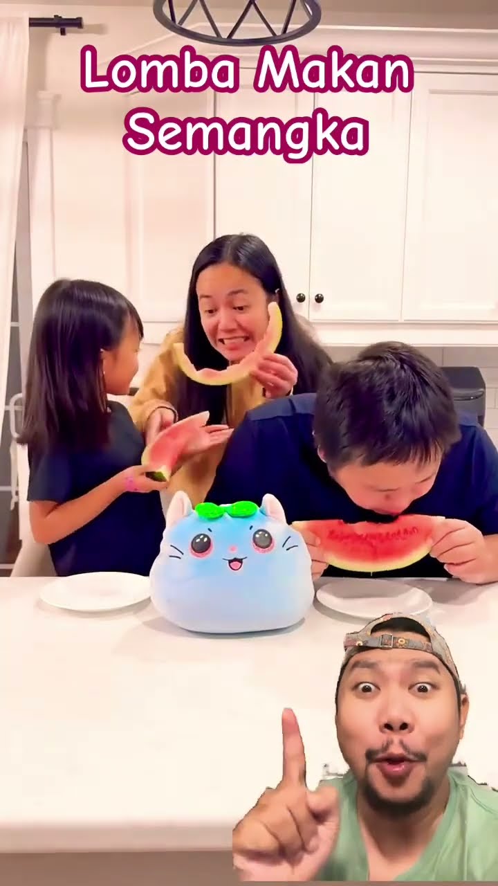 LOMBA MAKAN SEMANGKA ADEK DAN PAPA!!!!?? #funny #cute #baby #shortsfeed #family