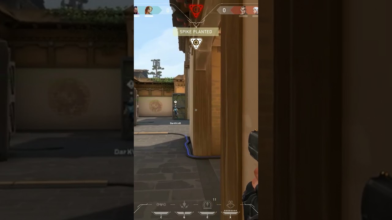 Classic right click is still OP - Valorant