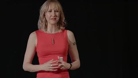 Unlearning uncreativity | Tara Skurtu | TEDxEroilor