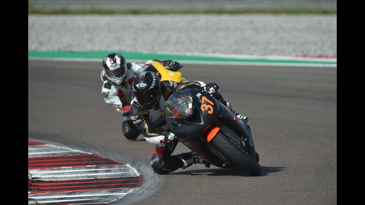 Cremona Circuit  - 1.38.07 - On Board Kawasaki zx6r 05