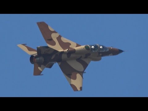 中国人民解放軍　空軍教練機 1/144 中国人民解放軍空軍 第6世代戦闘機 J-36[Air Force 1