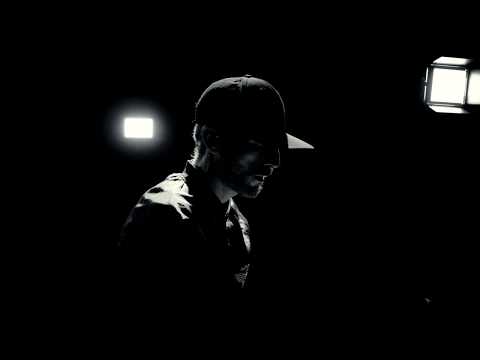 MALIK DJOUDI - Sous Garantie ('FD' electric session)