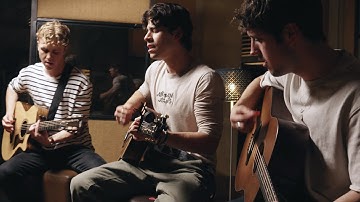 New Rules - Drunk Texts (One Take Acoustic Performance)