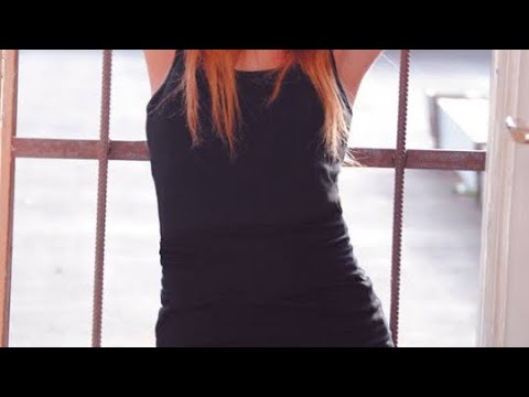 გვერდით ამომიდგა გოგონა ზდასრული კაი შენახული მაგრამ კრილოზე გასმული