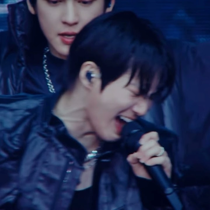 SUHO’S INSANE HIGH NOTE IN ‘GIT IT UP’ LIVE STAGE 🔥🔥🔥 #exo #suho #junmyeon #kimjunmyeon #smtown