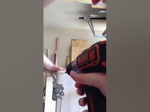 Black and Decker 20v Autosense Drill Review