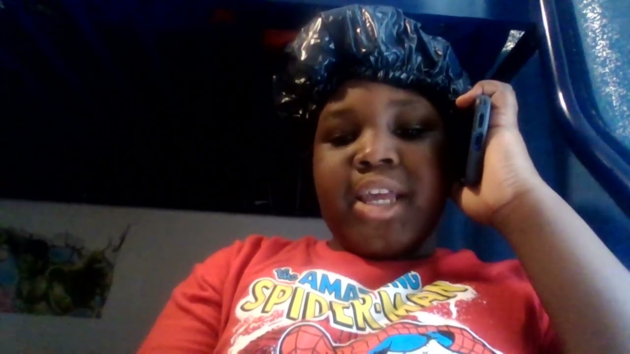 mom beating up teacher be like !