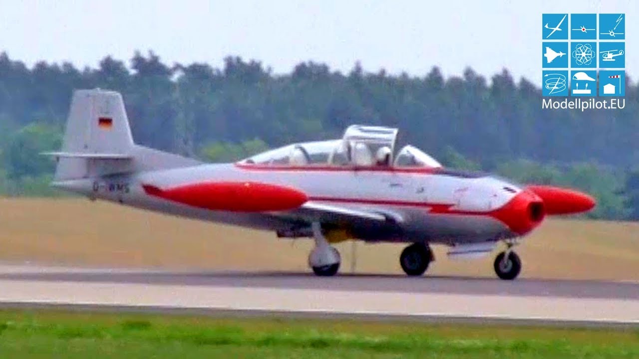 HISPANO AVIACION HA-200 SAETA EADS DEUTSCHLAND GMBH AIRSHOW FLIGHT ILA BERLIN AIR SHOW