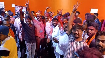 Shivsena Amdar Pradip Jaiswal Se milne Umdi Bhid,Sena Me Kushi ka mahol,Jaiswal minister Ban sakte?