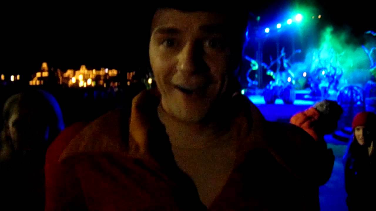 Disneyland Paris Halloween 2015 fin de set Gaston 23/10/15