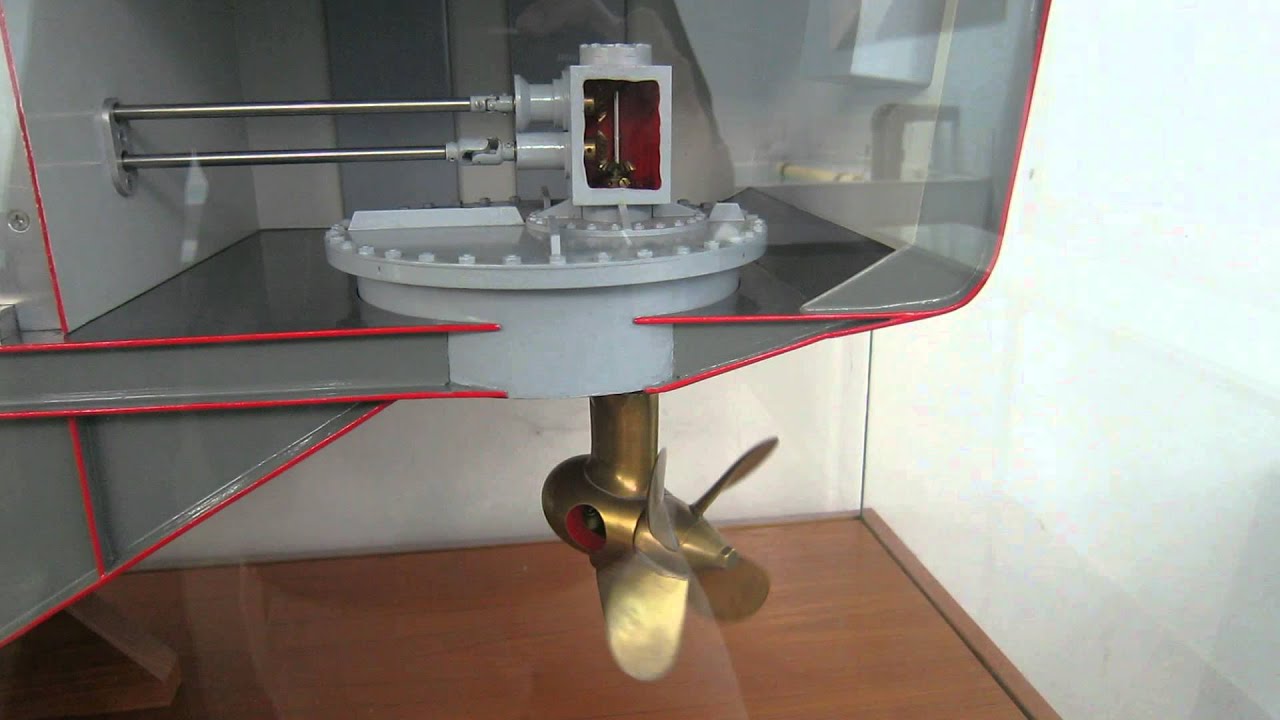 tug boat propeller model at deutsches museum - YouTube