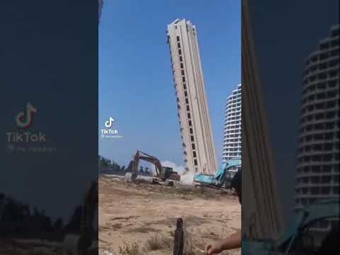 سقوط 3 ناطحات سحاب في الصين اكبر مباني في التاريخ