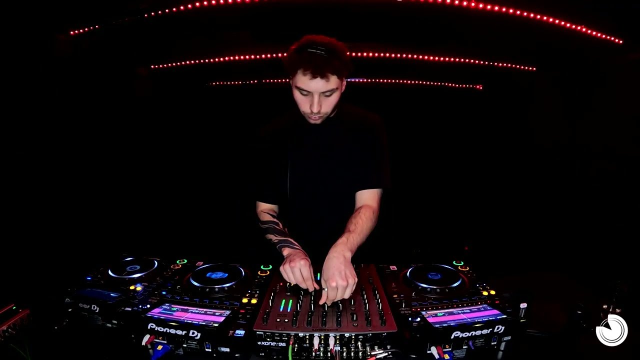 在 YouTube 上觀看「Techno mix by Gonzalo Trejo / Concepto Hipnostream #32」 在 YouTube 上觀看「Techno mix by Gonzalo Trejo / Concepto Hipnostream #32」