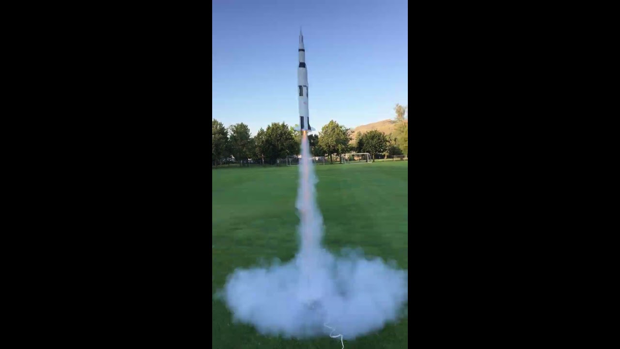 Estes Saturn V Launch