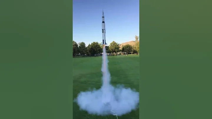 Estes Saturn V Launch - DayDayNews