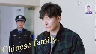 brother help the younger sister and fight with others and sister was very touched|new chinese drama