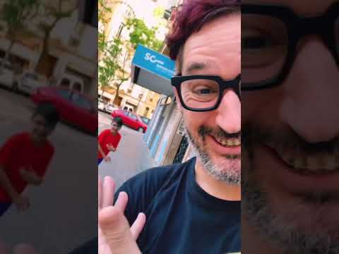 Vídeo: Com Fer Les Paus Amb Una Sogra