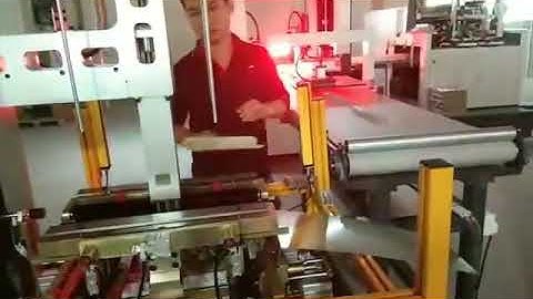 Two types of box wrapping machine: LS-F6 & LS-F7/macchina avvolgitrice per scatole