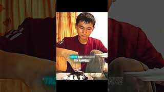 Il Célèbre Son Anniversaire Tout Seul...