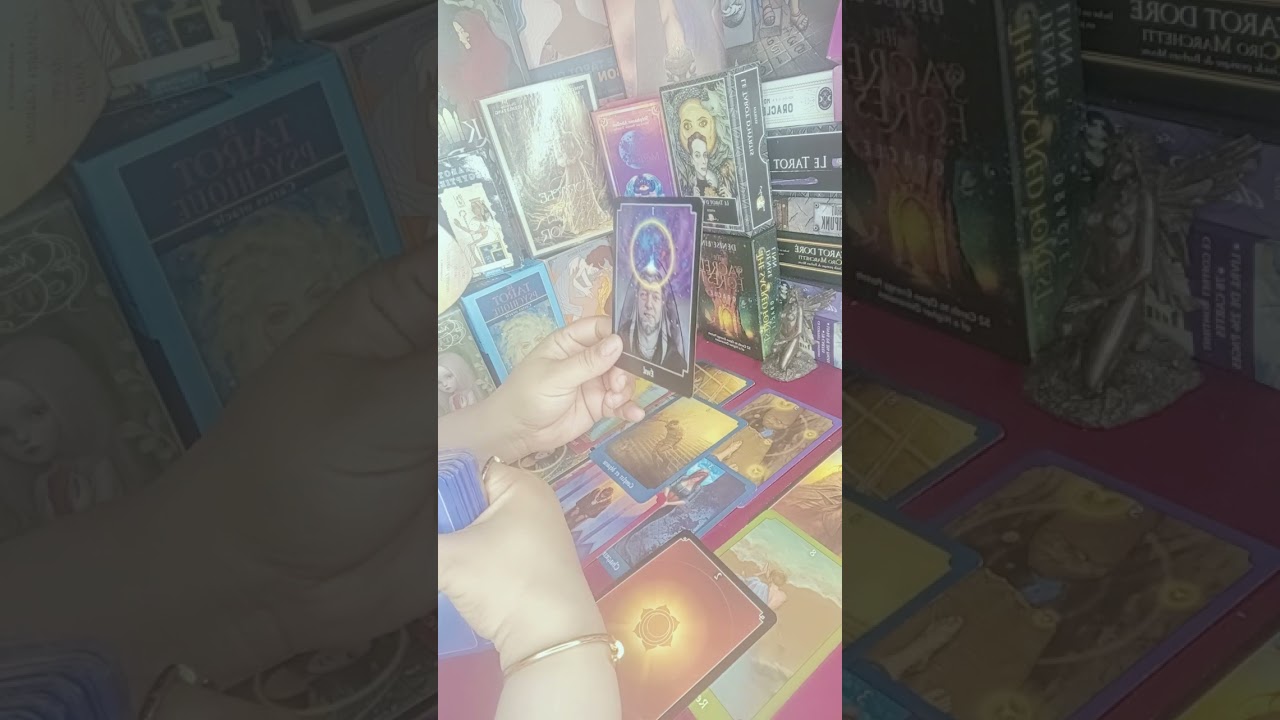 حب اشتياق لإلكم كسر❤️‍🩹كل كبرياء و غروره💔 انتم امنيه بنسبه لهذا شخص🙏/شخص بالك🔮كيف بفكر في العلاقه