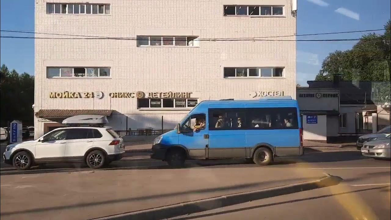 Расписание автобусов москва 987 маршрут. 945 автобус маршрут москва. москвич автобус.