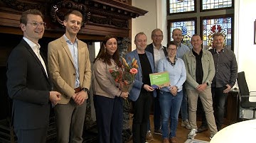 Oorkonde voor wethouders in Deventer: "Hier is gekozen voor kwaliteit en  duurzaamheid"