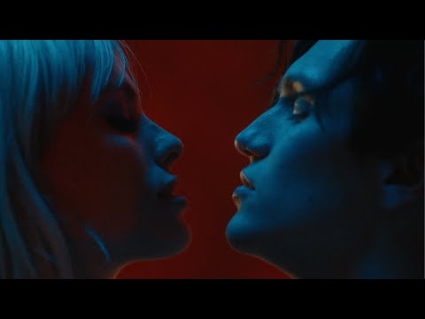 Huddy - Love Bites (Official Music Video)