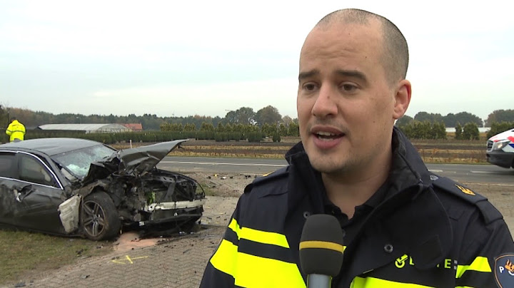 TVEllef: Botsing politie-auto met graafmachine